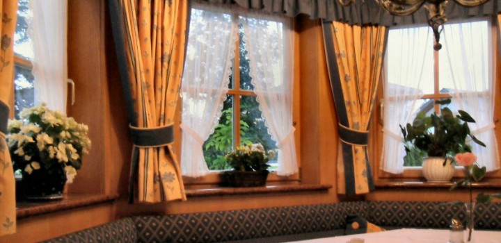 Coffeehouse-by-Mutant-Arch.-Media-in-Austria-20Coffeehouse-by-Mutant-Arch.-Media-in-Austria-20