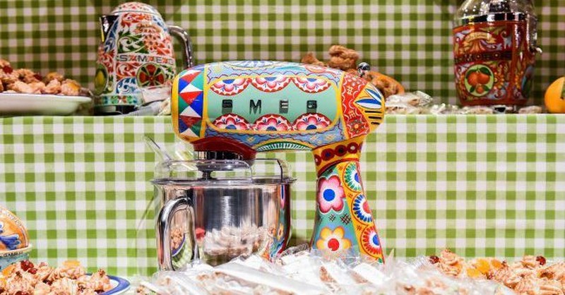 Dolce & Gabbana: The New Collection of Smeg Kitchen Appliances